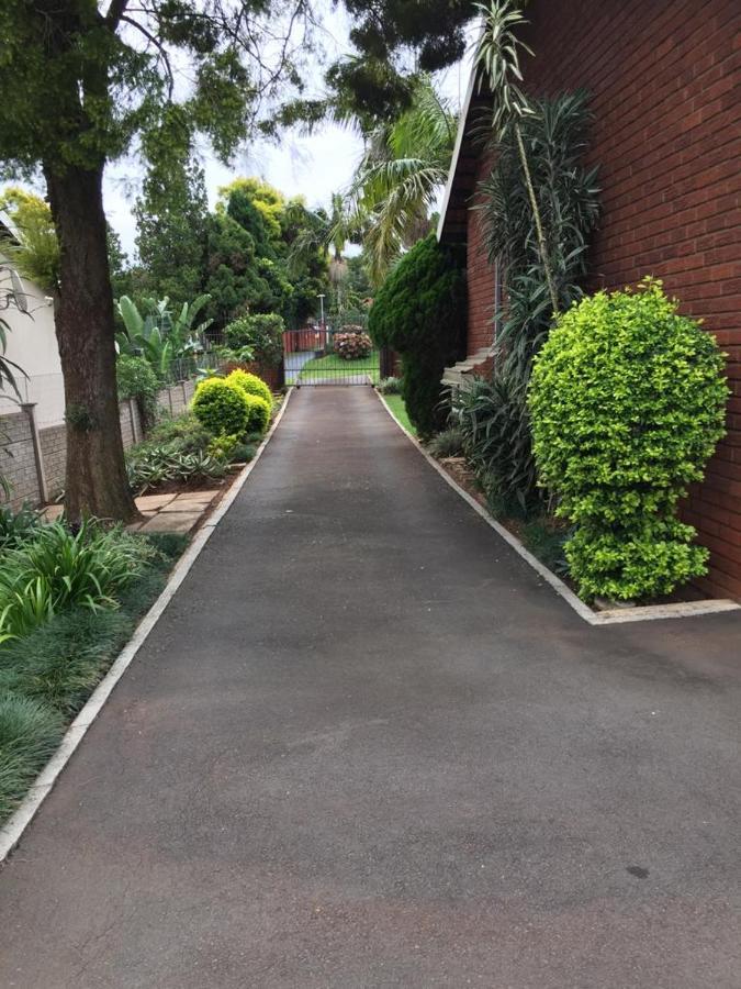 Rest And Rise Bed and Breakfast Pietermaritzburg Εξωτερικό φωτογραφία