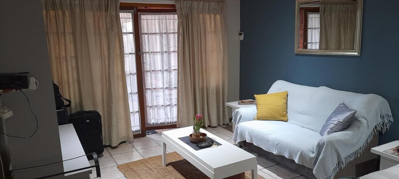 Rest And Rise Bed and Breakfast Pietermaritzburg Εξωτερικό φωτογραφία